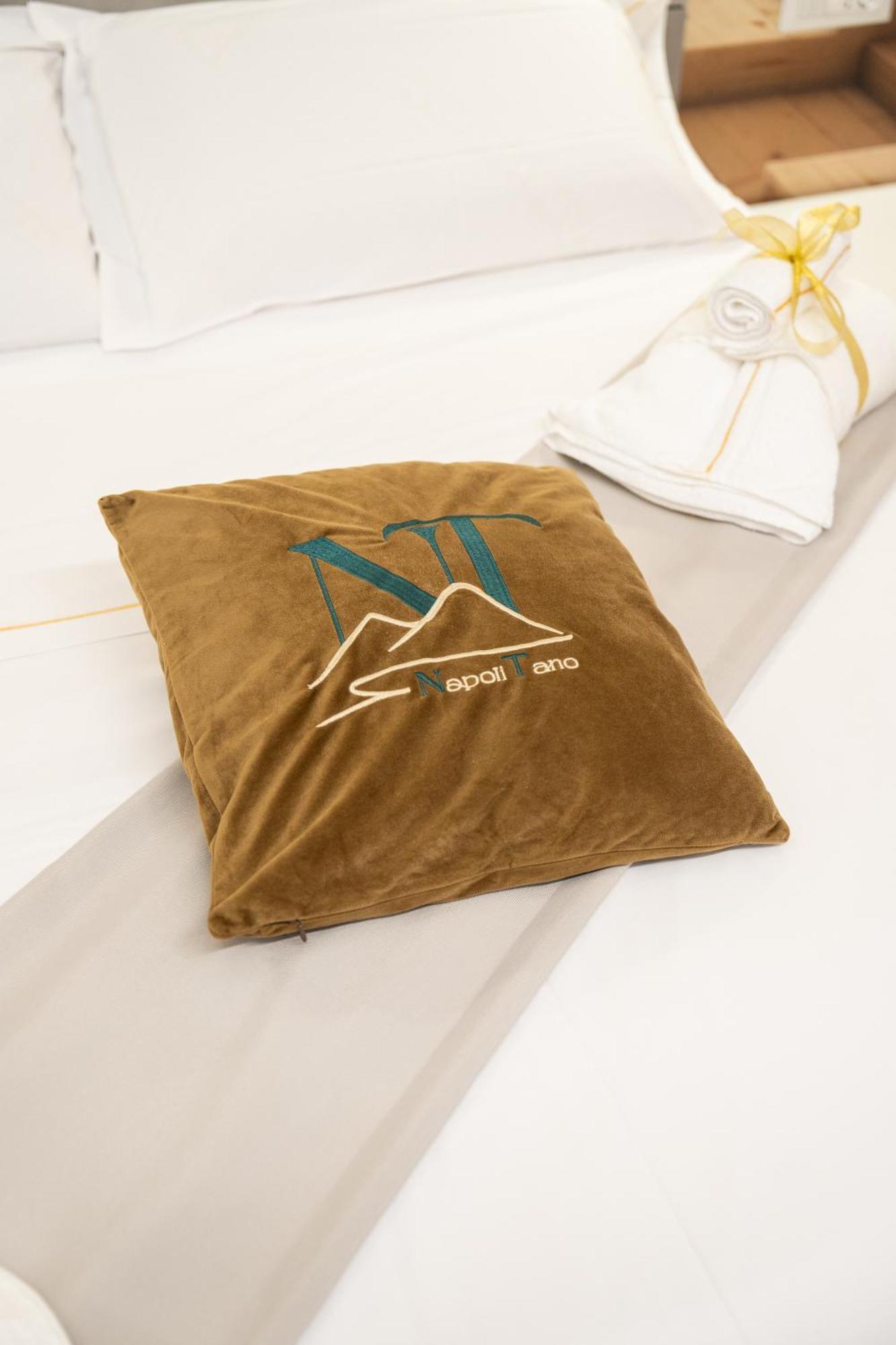 Napolitano Rooms ภายนอก รูปภาพ